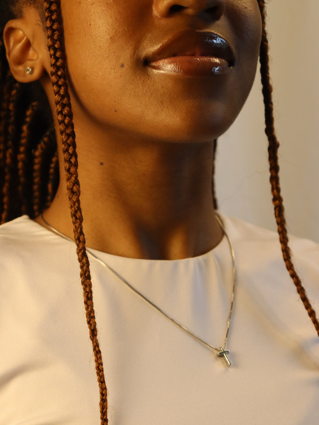 Women’s Small Silver Cross Pendant.