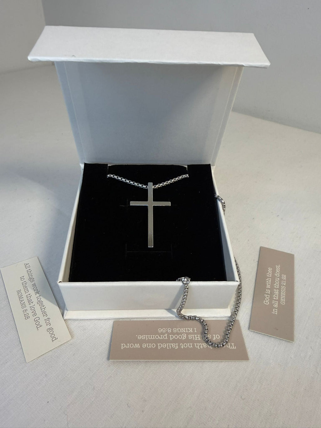 medium Cross Pendant Chain